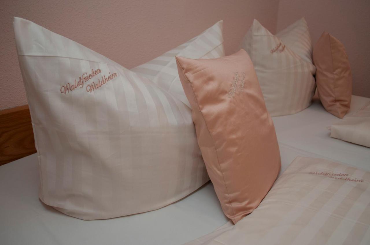 Waldfrieden Waldheim Hotel Luaran gambar